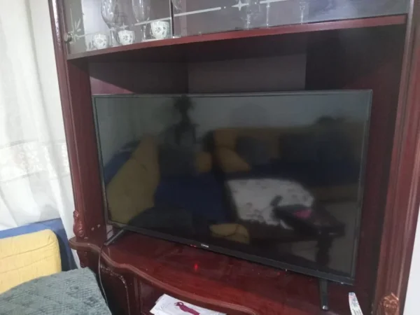 Tirane, shes Smart TV Tv 42 SMART polsh Fox 9.000 leke FULL HD