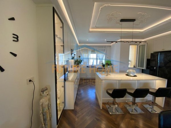 Tirane, shes apartament 4+1+Aneks+Ballkon Kati 6, 257 m² 650.000 € (selite kompleksi euro 3d)