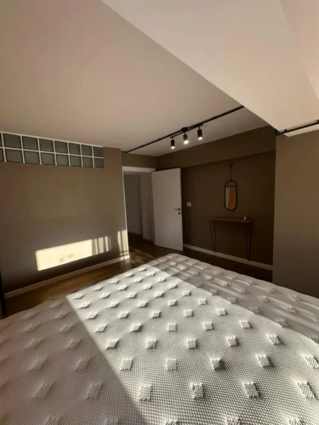 Tirane, shitet apartament duplex 2+1 , 115 m² 170.000 € (GOLDEN PARK 3 PRANE AMERIKAN 3)