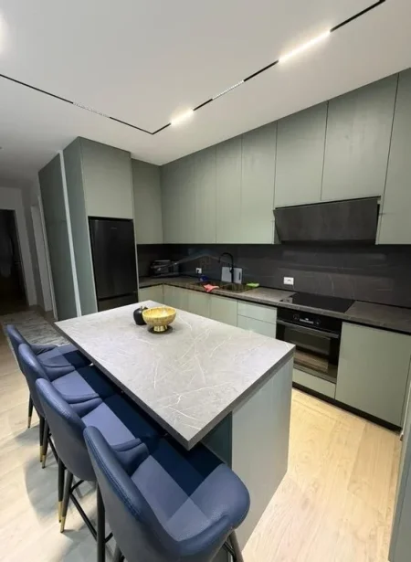 Tirane, jepet me qera apartament 2+1 Kati 5, 114 m² 1.500 € ("Kompleksi Delijorgji ")