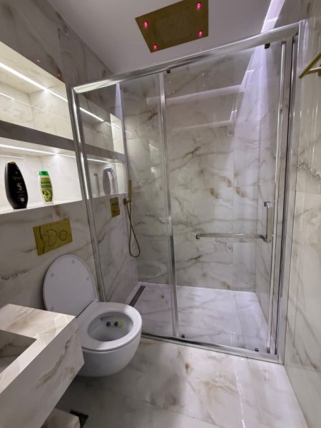 Tirane, jepet me qera apartament 1+1 Kati 0, 65 m² 550 € (21 Dhjetori – Mbrapa Vodafone)