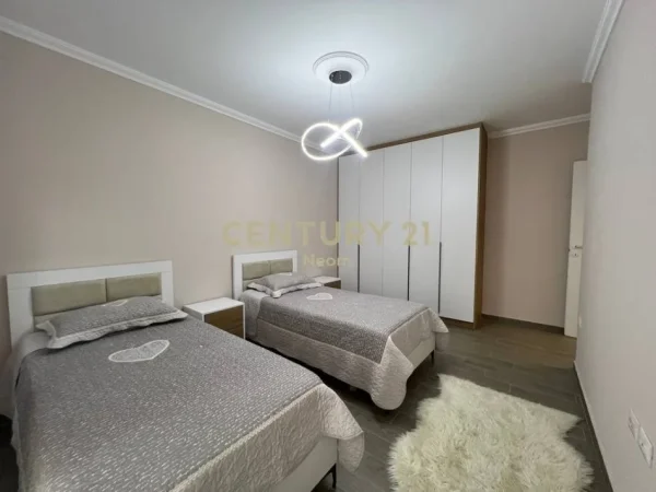 Tirane, shitet apartament 2+1+Aneks+Ballkon Kati 7, 110 m² (Neom129325)