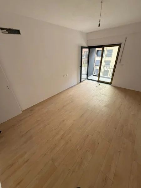 Tirane, shitet apartament 1+1 Kati 3, 85 m² 147.400 € (KODRA E DIELLIT)