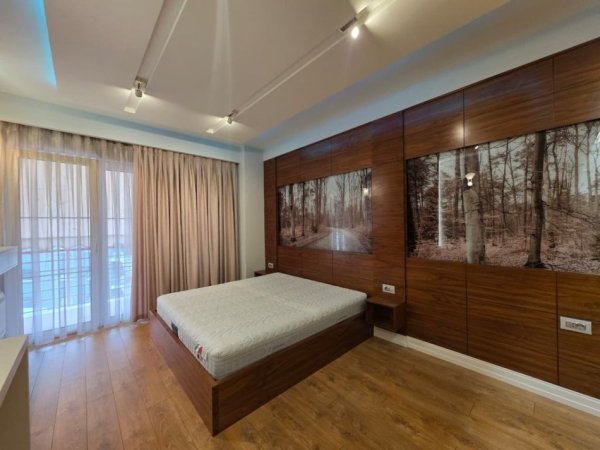 Tirane, jepet me qera apartament 1+1 Kati 8, 78 m² 625 € (ISH PARKU)