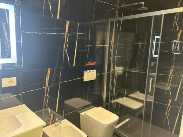 Vlore, shitet apartament 1+1+Ballkon Kati 0, 33 m² 75.000 € (VLORE)