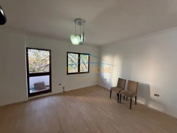 shitet apartament 2+1+Ballkon Kati 1, 105 m² 235.000 € (Selvia)