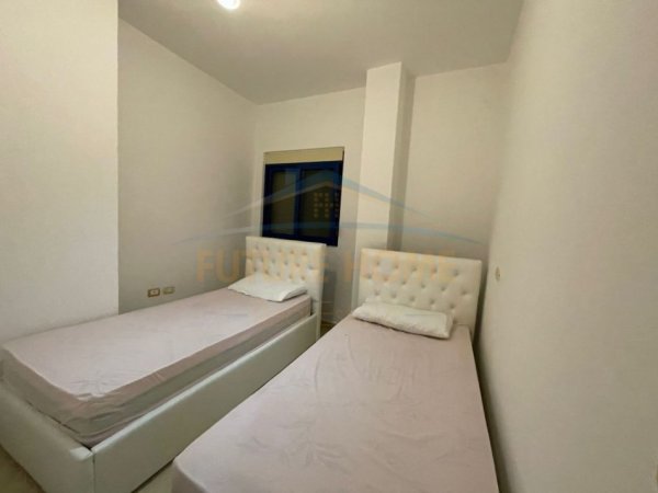 SHITET APARTAMENT 2+1 TEK MALI I ROBIT, GOLEM,DURRES