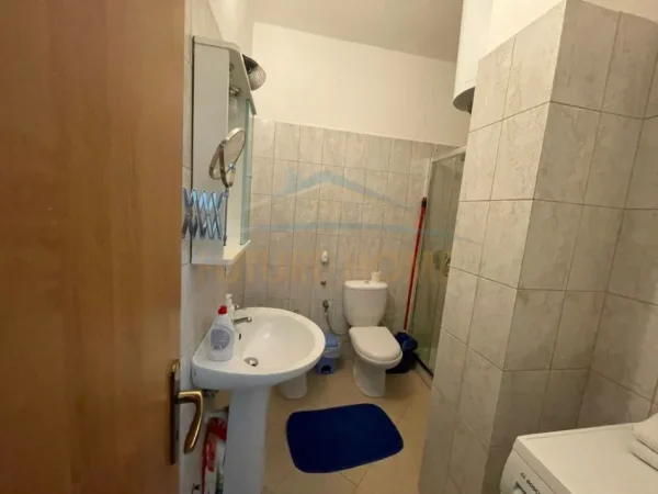 SHITET APARTAMENT 2+1 TEK MALI I ROBIT, GOLEM,DURRES