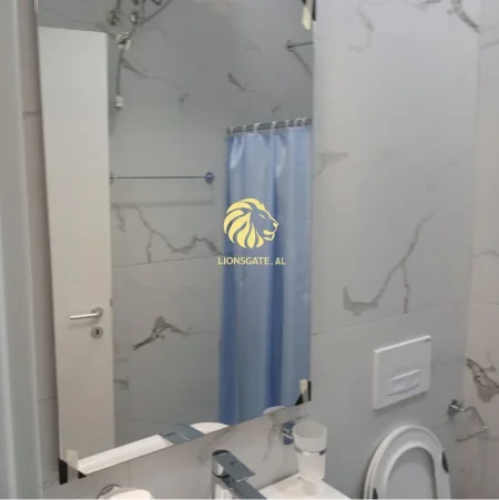 Tirane, jepet me qera apartament 1+1+Ballkon Kati 7, 40 m² 400 € (Ali Demi)