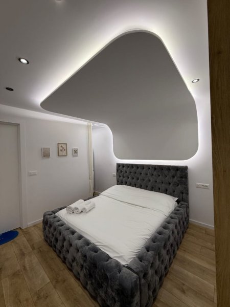 Tirane, jepet me qera apartament 1+1+Ballkon Kati 1, 55 m² 550 € (21 Dhjetori)