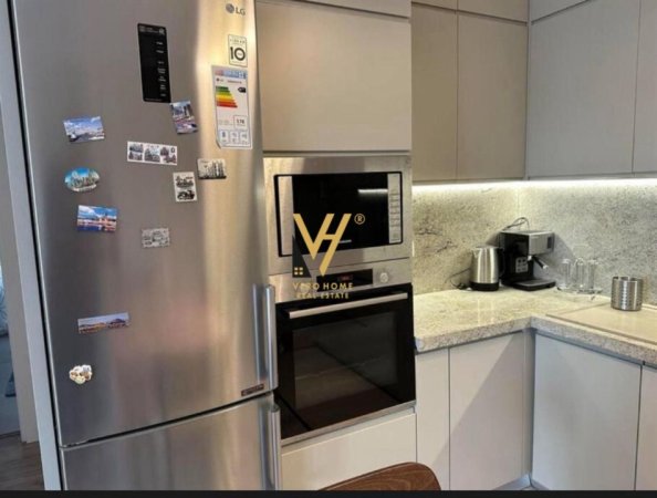 Tirane, jepet me qera apartament 2+1+Ballkon Kati 2, 100 m² 800 € (DON BOSKO)