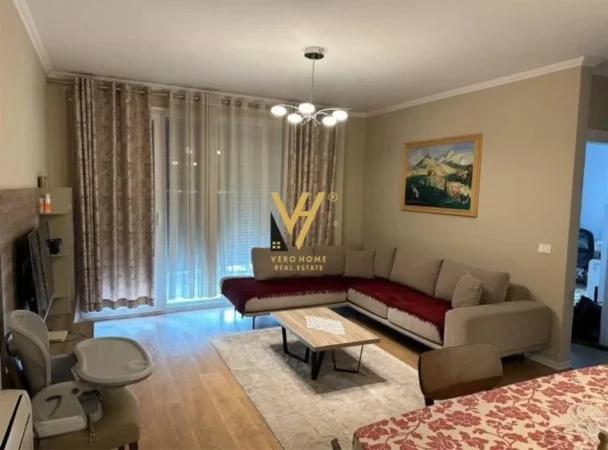 Tirane, jepet me qera apartament 2+1+Ballkon Kati 2, 100 m² 800 € (DON BOSKO)