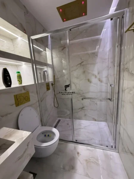 Tirane, jepet me qera garsonier Kati 0, 40 m² 550 € (21 DHJETORI)