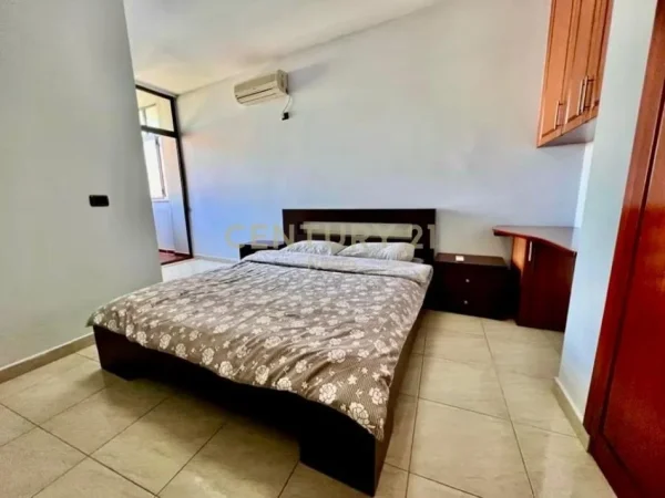 Tirane, shitet apartament 2+1+Aneks+Ballkon Kati 5, 113 m² 380.000 € (Neom129476)