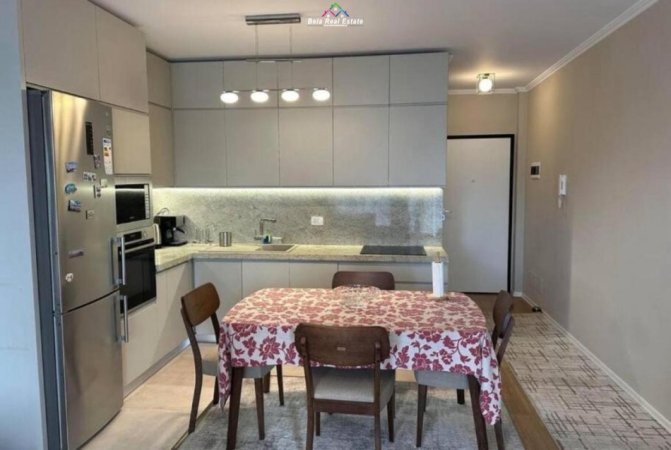 Tirane, jepet me qera apartament 2+1 Kati 3, 106 m² 750 € (Don Bosco)