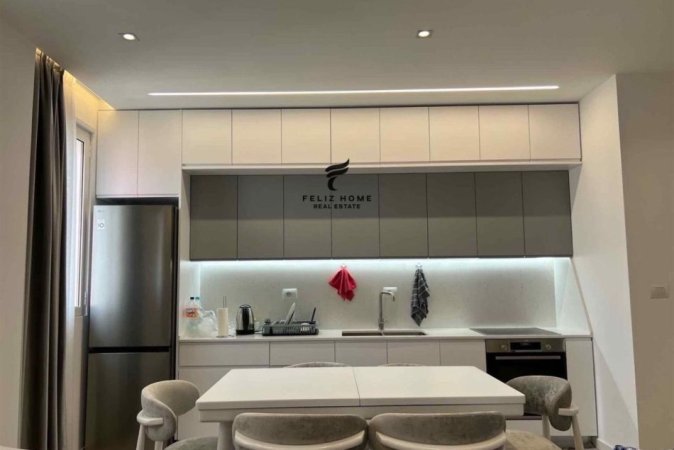 Tirane, shitet apartament 2+1 Kati 6, 103 m² 175.000 € (RRUGA KONFERENCA E PEZES)