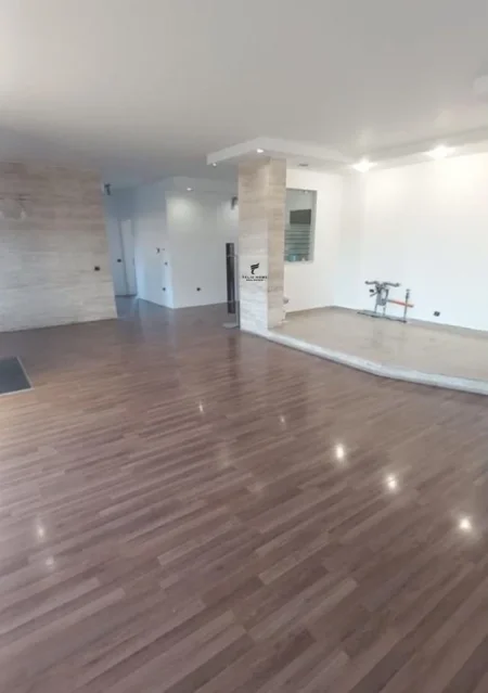 Tirane, shitet 2+1 Kati 4, 150 m² 356.000 € (LIQENI ARTIFICIAL)