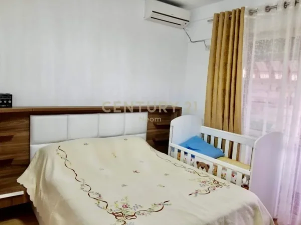 Tirane, shitet apartament 2+1+Aneks+Ballkon Kati 10, 124 m² 270.000 € (Neom129480)