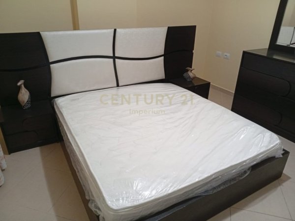 Tirane, jap me qera apartament 2+1 Kati 3, 107 m² 500 € (Astir)