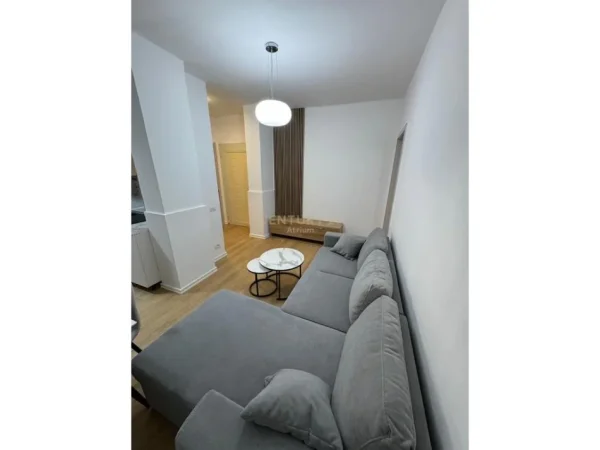 Tirane, shitet apartament Kati 0, 103 m² 124.000 € 