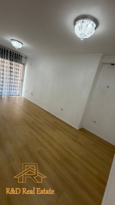 Tirane, shitet apartament 1+1+Ballkon Kati 3, 69 m² 91.000 € (Rruga Thesarit Fresk)