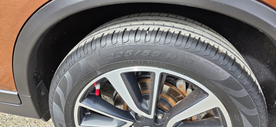 Durres, shes SUV Nissan X-Trail 2016 Nafte, kafe tiptronik Klima 189.000 km 13.500 €