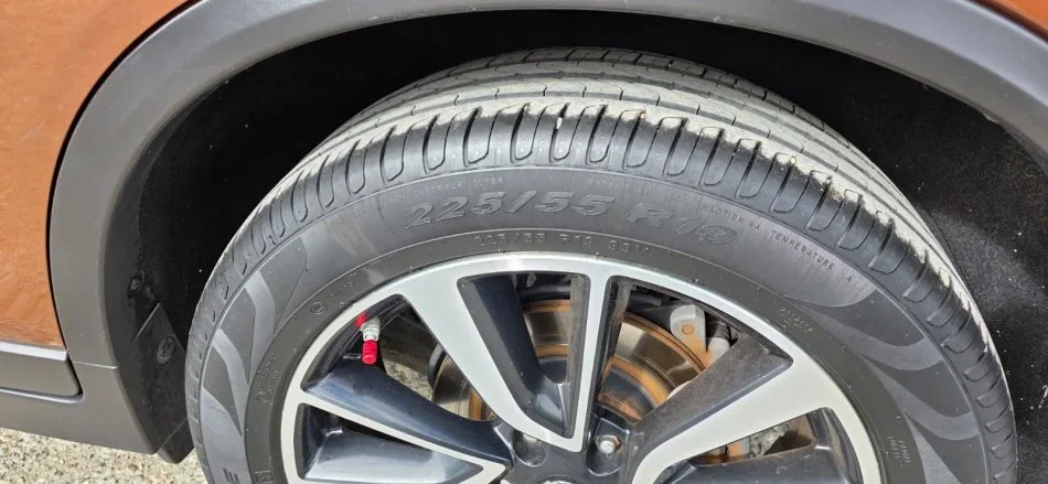 Durres, shes SUV Nissan X-Trail 2016 Nafte, kafe tiptronik Klima 189.000 km 9900 €