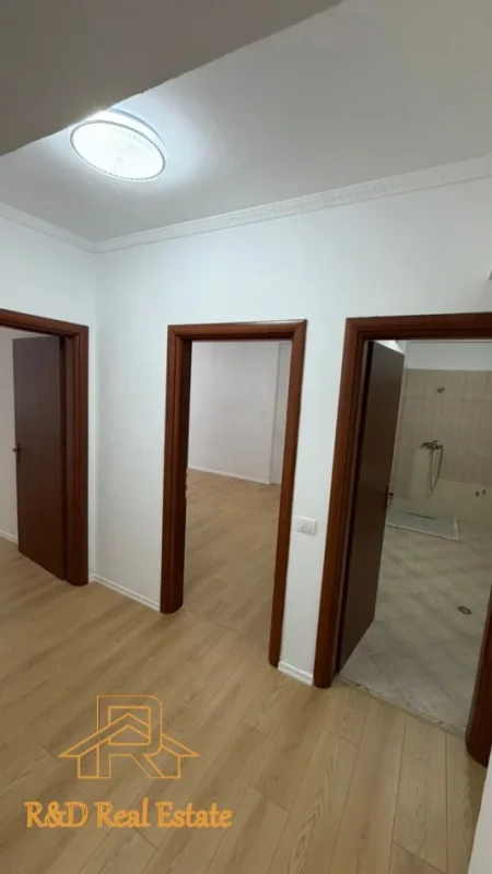 Tirane, shitet apartament 2+1+Ballkon Kati 3, 75 m² 112.000 € (Fresk (Spar 2))