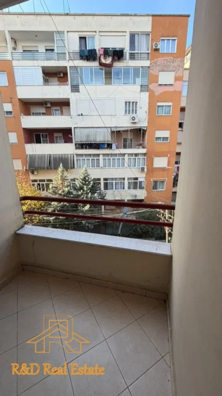 Tirane, shitet apartament 2+1+Ballkon Kati 3, 75 m² 112.000 € (Fresk (Spar 2))