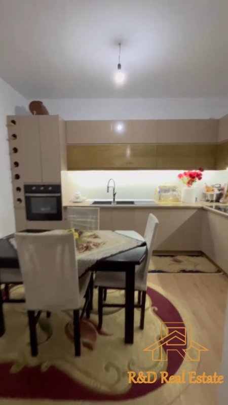 Tirane, shitet apartament 2+1 Kati 2, 110 m² 159.800 € (Kompleksi Tom Doshit)