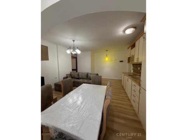 Tirane, jap me qera apartament 2+1 Kati 5, 75 m² 650 € (Fusha Aviacionit)