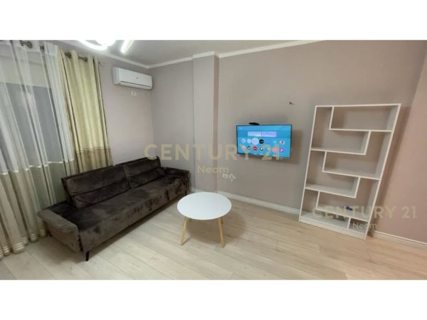 Tirane, jap me qera apartament 1+1 Kati 2, 70 m² 530 € (Liqeni Thate)