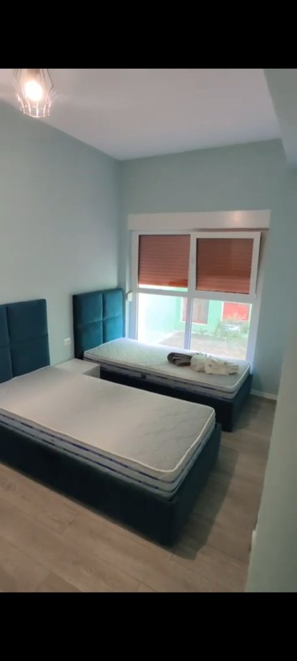 Tirane, jepet me qera apartament 2+1+Ballkon Kati 3, 90 m² 600 € (Kompleksi Mangalem, ne Ali Demi ,Tirane.)