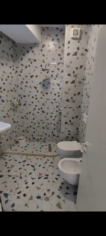 Tirane, jepet me qera apartament 2+1+Ballkon Kati 3, 90 m² 600 € (Kompleksi Mangalem, ne Ali Demi ,Tirane.)