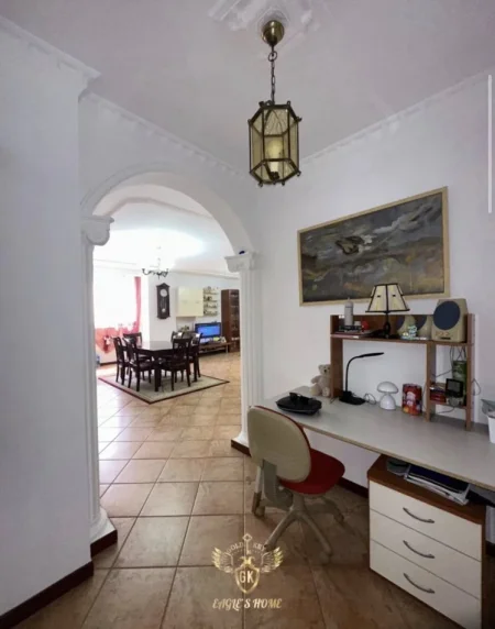 Durres, shes apartament 3+1+Aneks+Ballkon Kati 2, 157 m² (vollga)