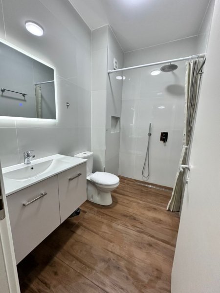 Tirane, shitet apartament 2+1 Kati 8, 104 m² 155.000 € (Astir – Kompleksi Fratari)