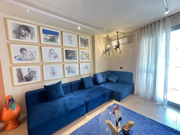 Tirane, jepet me qera apartament 1+1 Kati 12, 80 m² 800 € (BULEVARDI GJERGJ FISHTA)