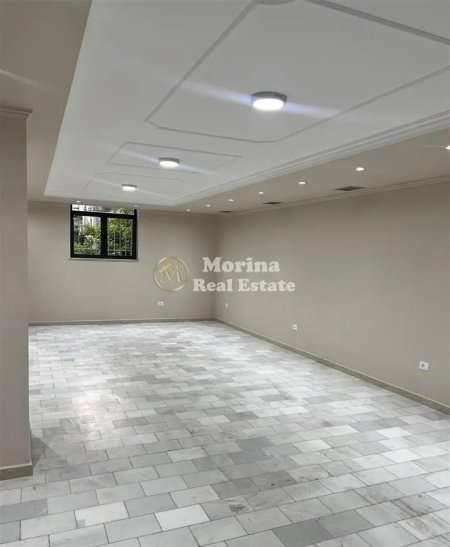 Tirane, jepet me qera ambjent biznesi Kati 1, 80 m² 650 € (Komuna e Parisit)