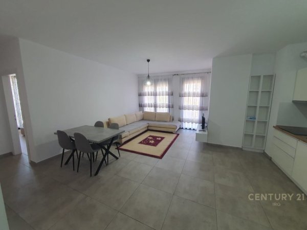Tirane, jap me qera apartament 2+1 Kati 6, 100 m² 600 € (Oxhaku)