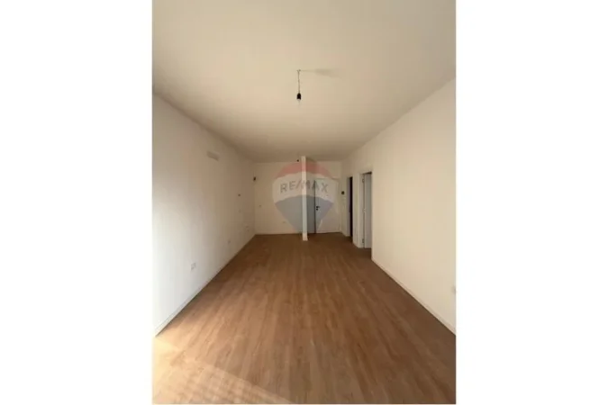 Tirane, shitet apartament 1+1 Kati 3, 59 m² 86.000 € (Tirana Entry, Tiranë)