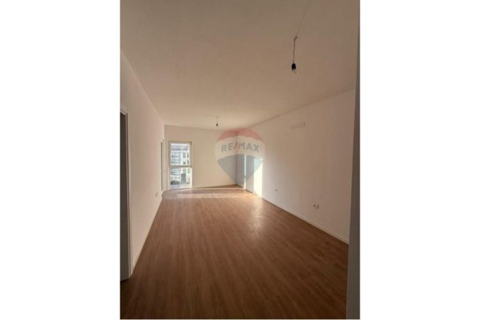 Tirane, shitet apartament 1+1 Kati 3, 59 m² 86.000 € (Tirana Entry, Tiranë)