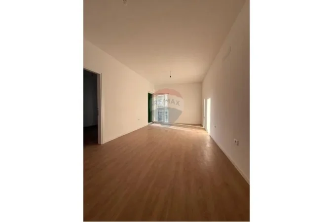 Tirane, shitet apartament 1+1 Kati 3, 59 m² 86.000 € (Tirana Entry, Tiranë)