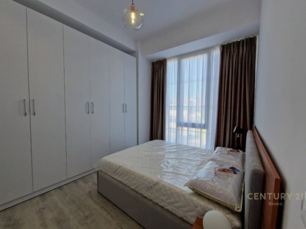 Tirane, jap me qera apartament 1+1 Kati 2, 65 m² 460 € (Spitali Ushtarak)