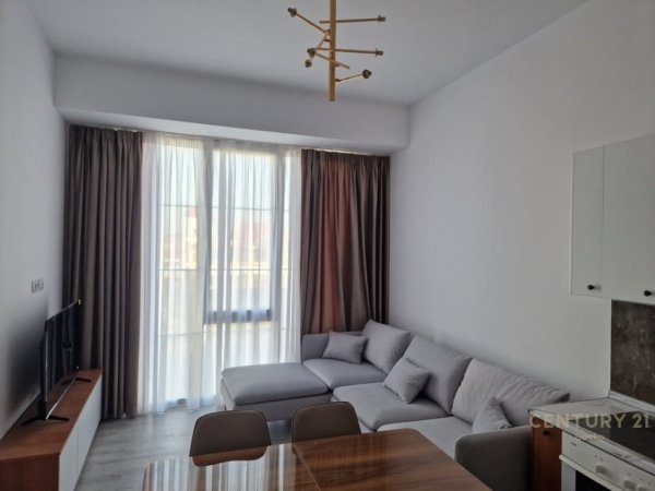 Tirane, jap me qera apartament 1+1 Kati 2, 65 m² 460 € (Spitali Ushtarak)
