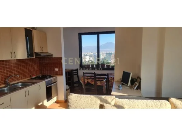 Tirane, jap me qera apartament 1+1 Kati 6, 76 m² 400 € (Yzberisht)