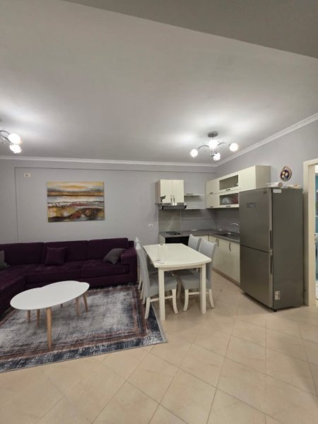Tirane, jepet me qera apartament 2+1 Kati 8, 93 m² 500 € (YZBERISHT)