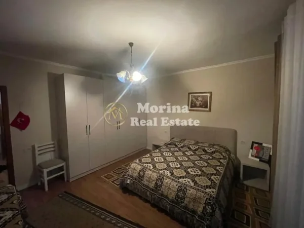 Tirane, jepet me qera apartament 2+1 Kati 2, 90 m² 650 € (Rruga Fortuzi)