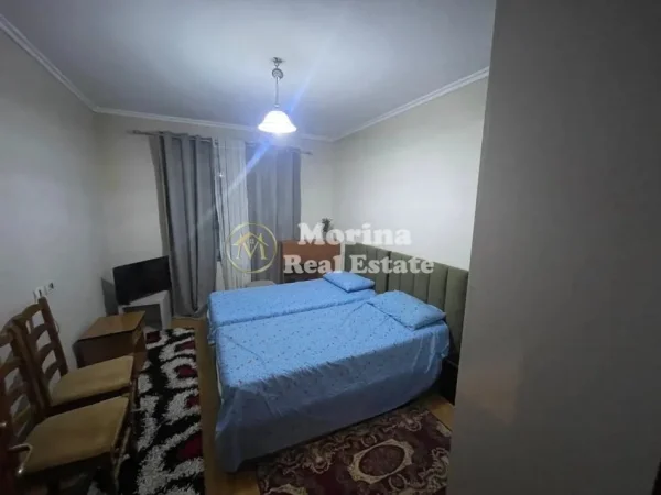 Tirane, jepet me qera apartament 2+1 Kati 2, 90 m² 650 € (Rruga Fortuzi)