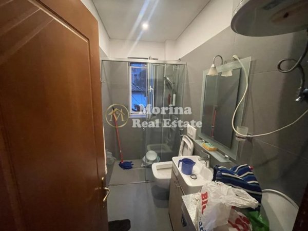 Tirane, jepet me qera apartament 2+1 Kati 2, 90 m² 650 € (Rruga Fortuzi)
