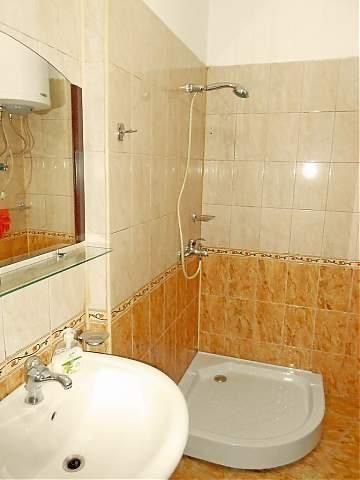 Tirane, shitet apartament 1+1+Ballkon Kati 3, 73 m² 175.000 € (SHKOLLA E KUQE)